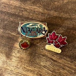 Canada 🍁 pins